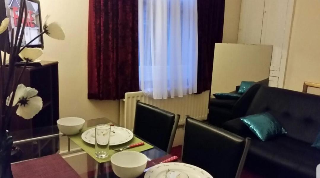 Hotel Cozy Haven Grafton Bedford Esterno foto